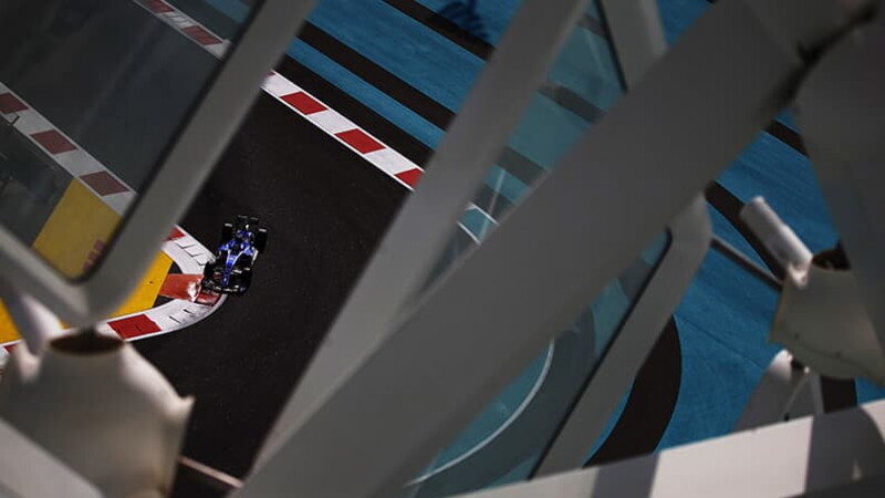 An ideal lab on the final F1 track 02