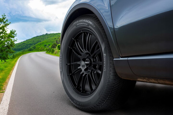 Scorpion™ All Season SF3 : sécurité tout au long l'année pour les SUV