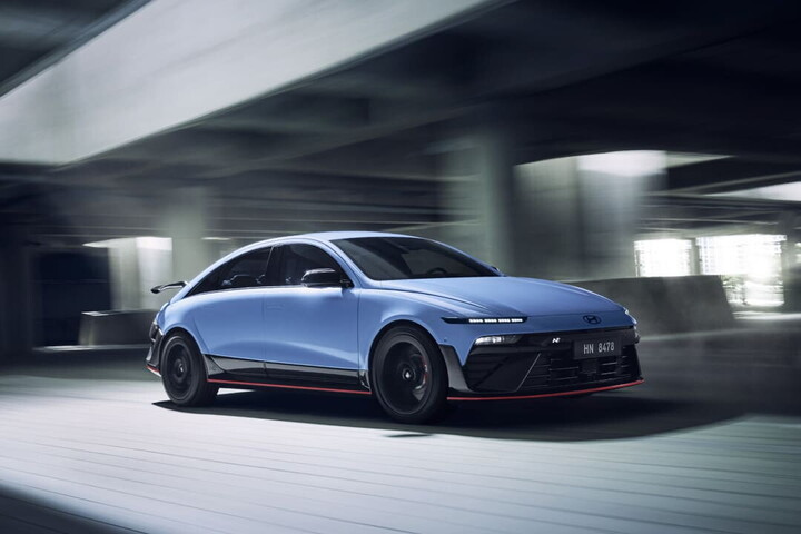 P Zero boosts the new Hyundai IONIQ 6 N