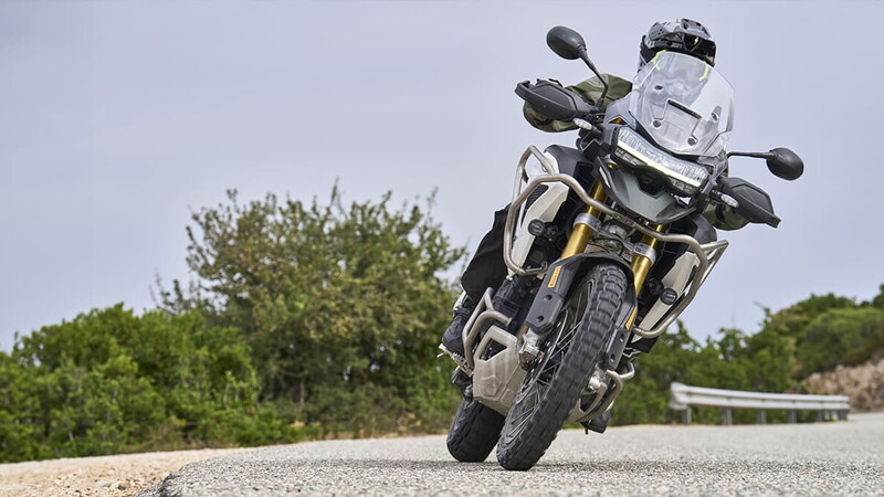 Scorpion Rally STR su asfalto