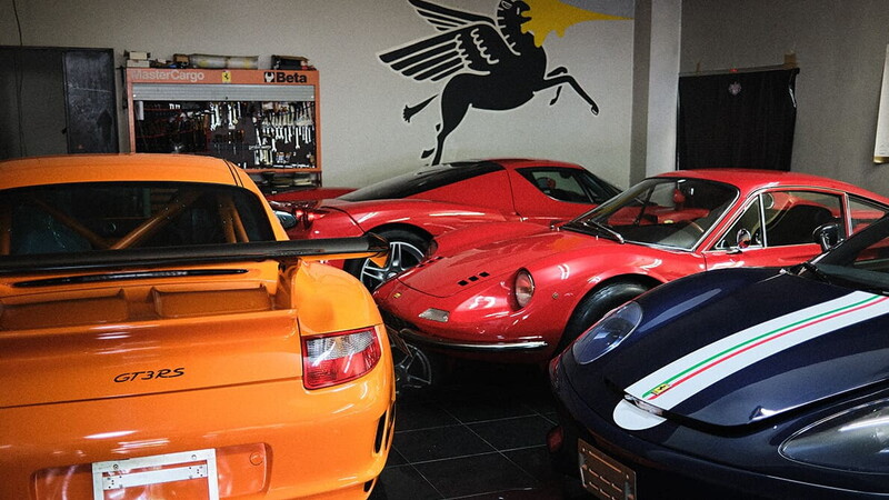 Supercars in So Naito workshop