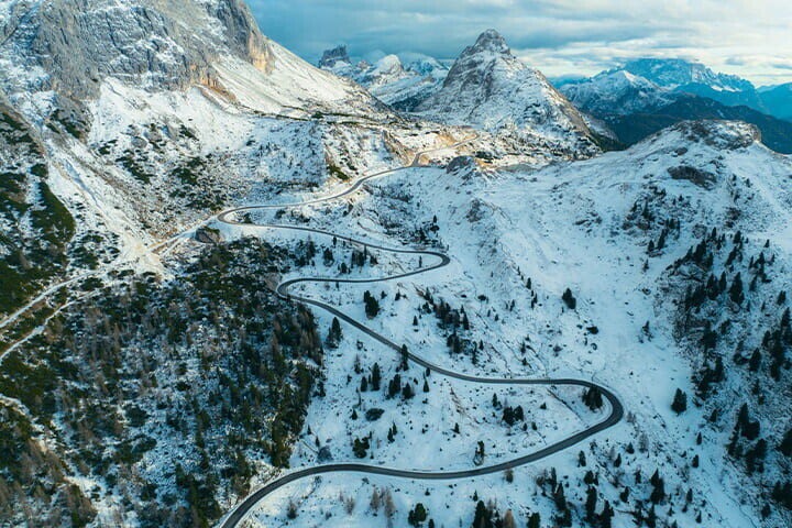 Sécurité hivernale, les cinq règles d'or de la conduite sur neige