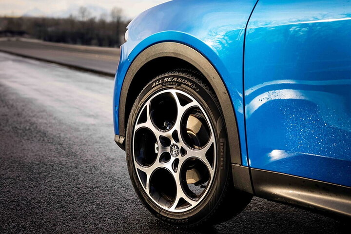 Le pneumatique Pirelli Cinturato™ All Season SF3 continue de séduire lors des tests