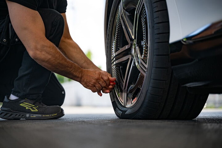 Le tecnologie Pirelli che non fermano il viaggio