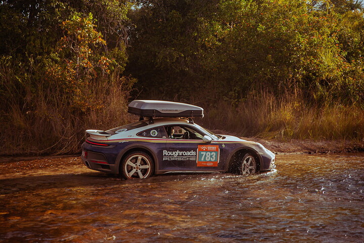 Aventura no Sertões de 911 Dakar e Pirelli