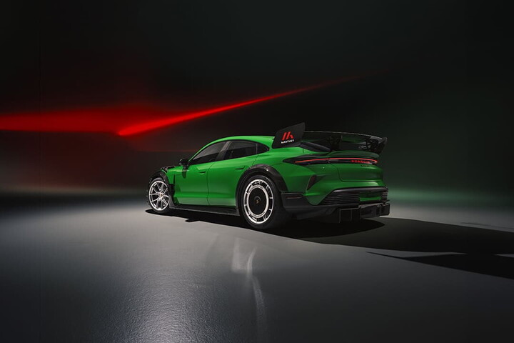 Porsche Taycan: new record with P Zero Trofeo RS